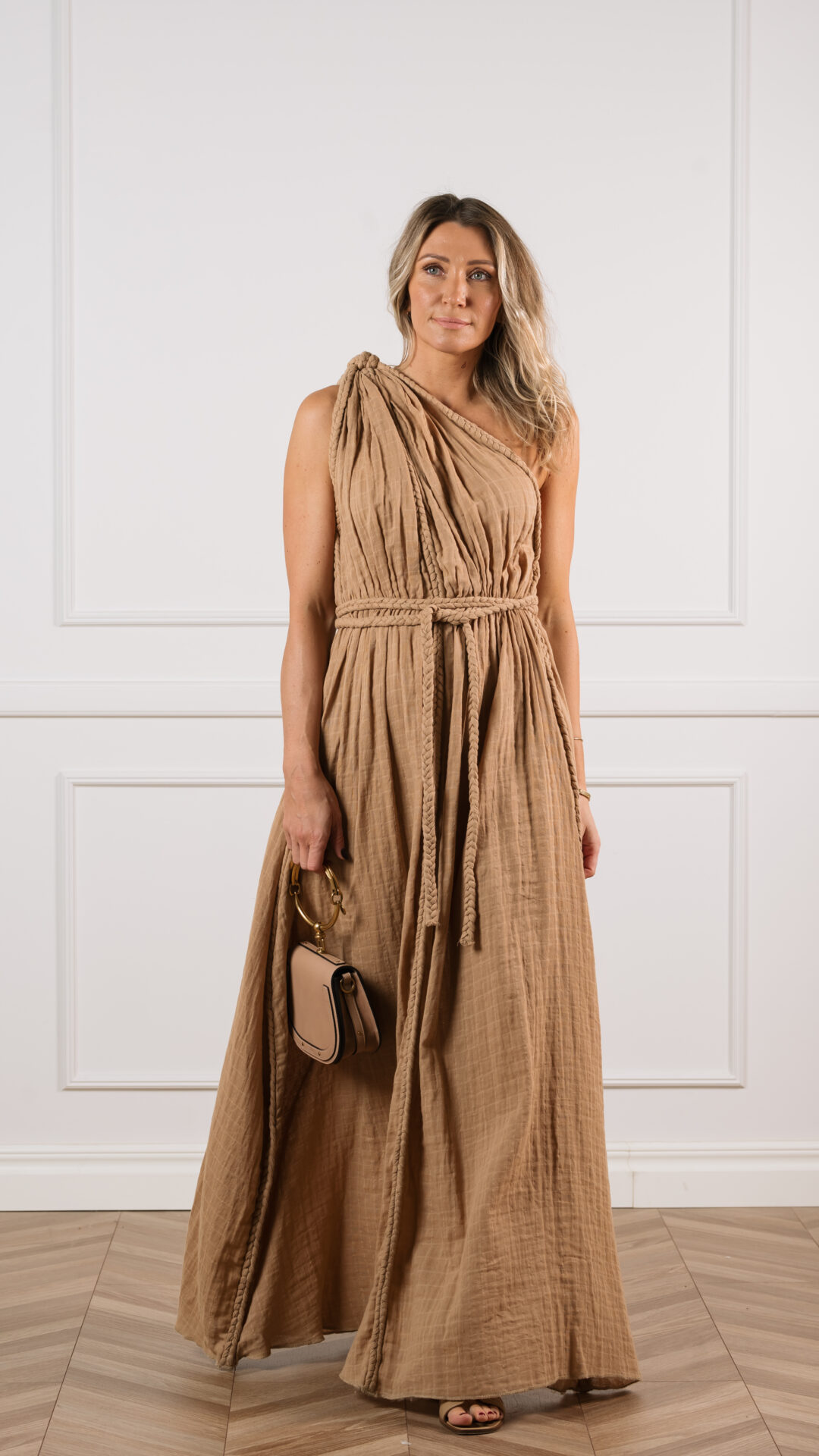 Kreeka jumalanna kleit