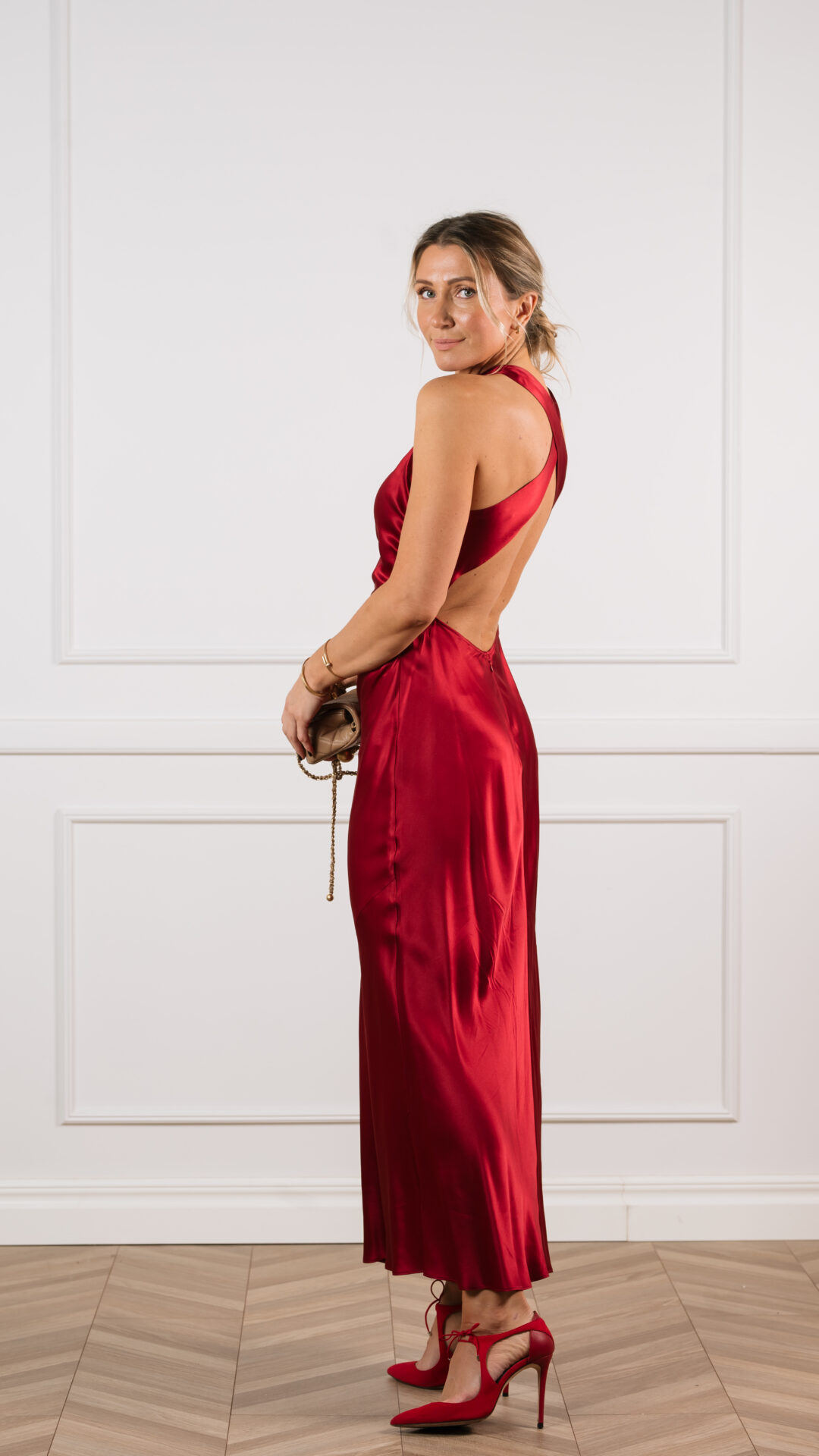 Reformation Sangria punane siidkleit