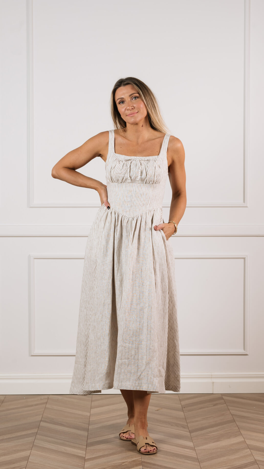 Reformation Balia linane kleit