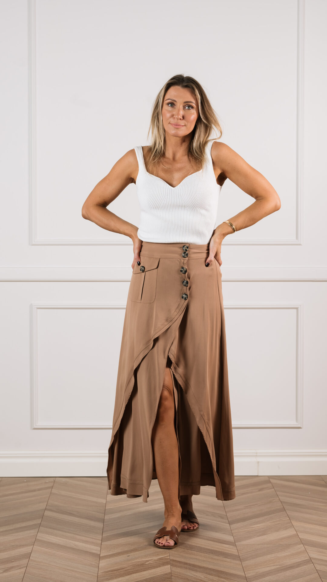 Self Portrait Camel Flow seelik